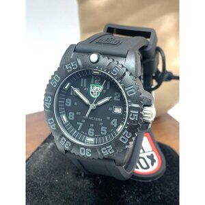 Luminox Unisex Watch X2.2072 G Sea Lion Swiss Quartz Black Rubber Strap 37mm